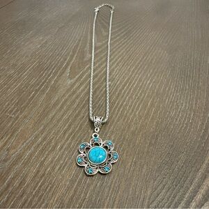 Vintage Bijoux By Meera Silver‎ Turquoise Flower Pendant 18-23" Silvertone Chain
